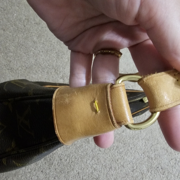 (Authenticated)Louis Vuitton monogram Boulogne 30 shoulder bag - Picture 9 of 15